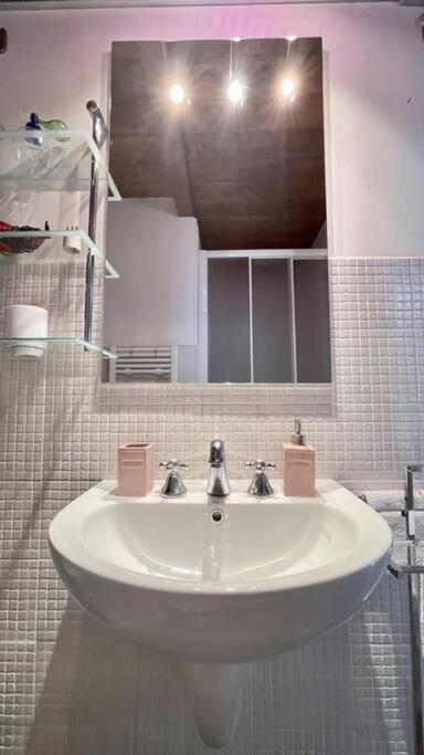 Altana - Loft Sulla Citta Apartment Парма Екстериор снимка