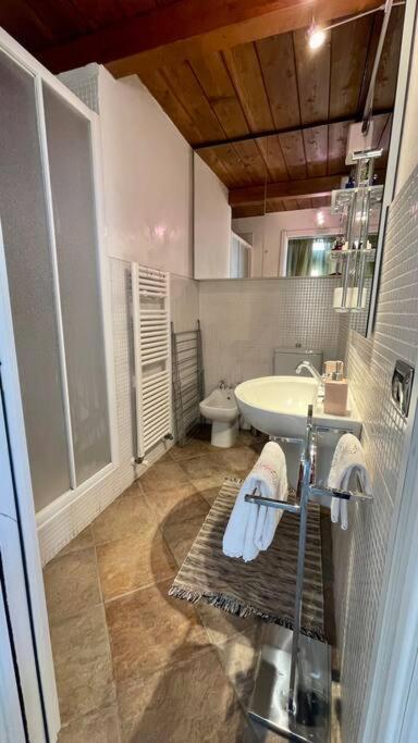 Altana - Loft Sulla Citta Apartment Парма Екстериор снимка